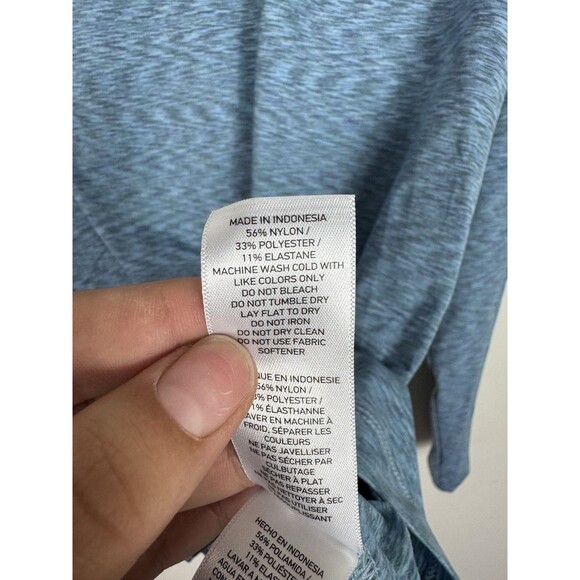 Rhône Long Sleeve Blue Shirt Athletic Workout Size Small Stretch - Picture 7 of 8